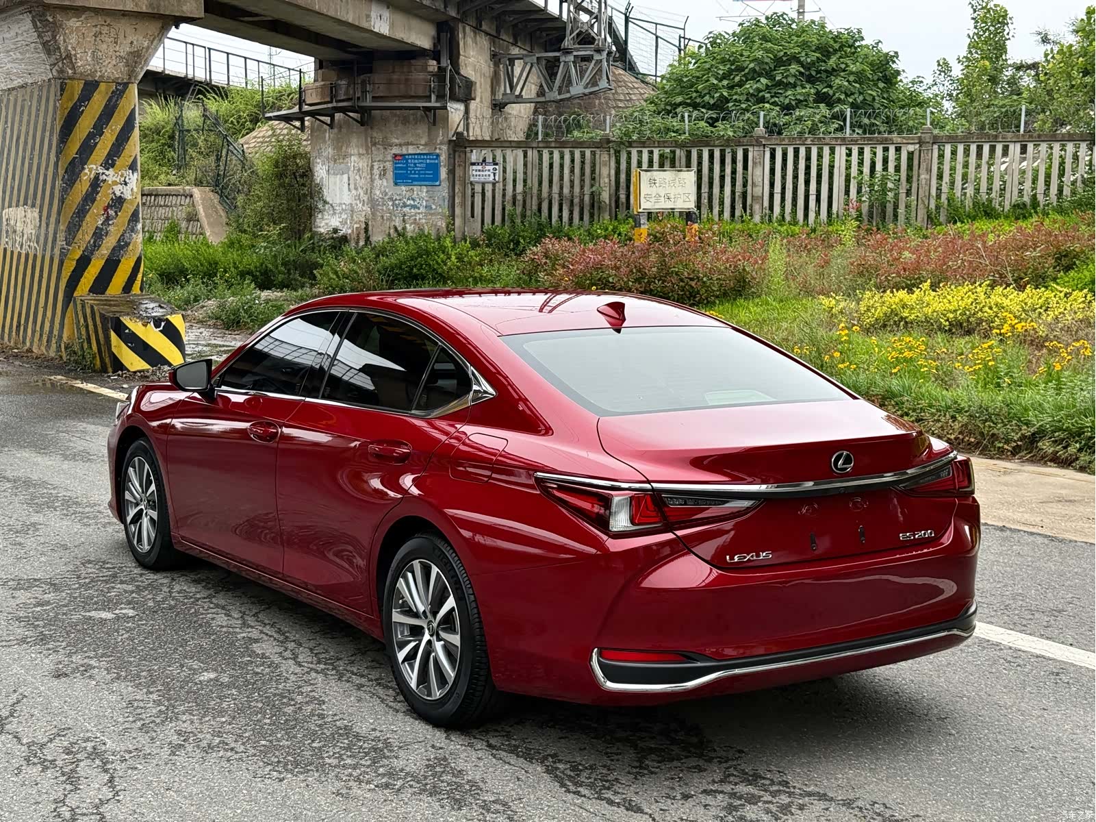 Lexus ES, 2018 3