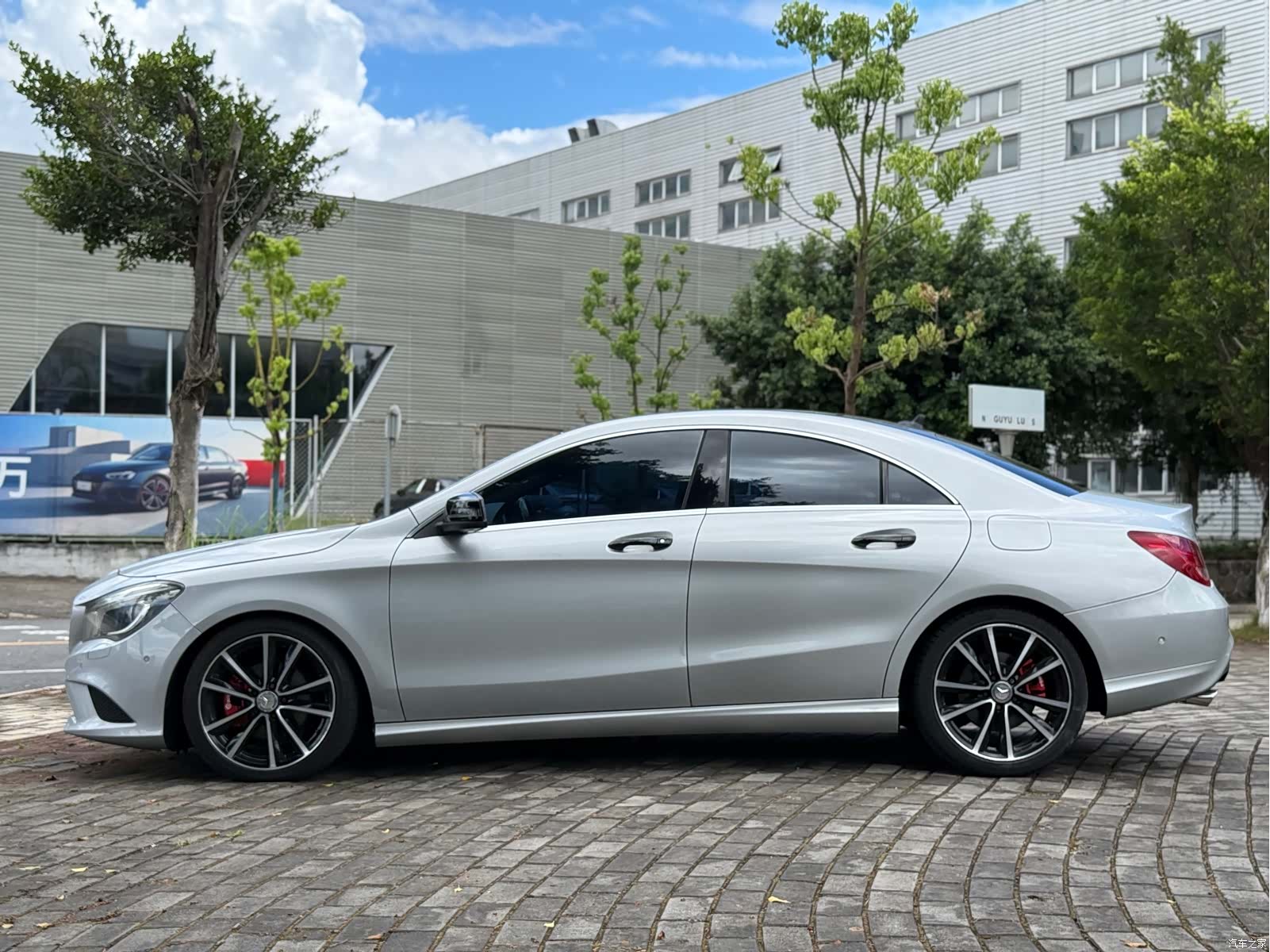 Mercedes-Benz CLA, 2016 11