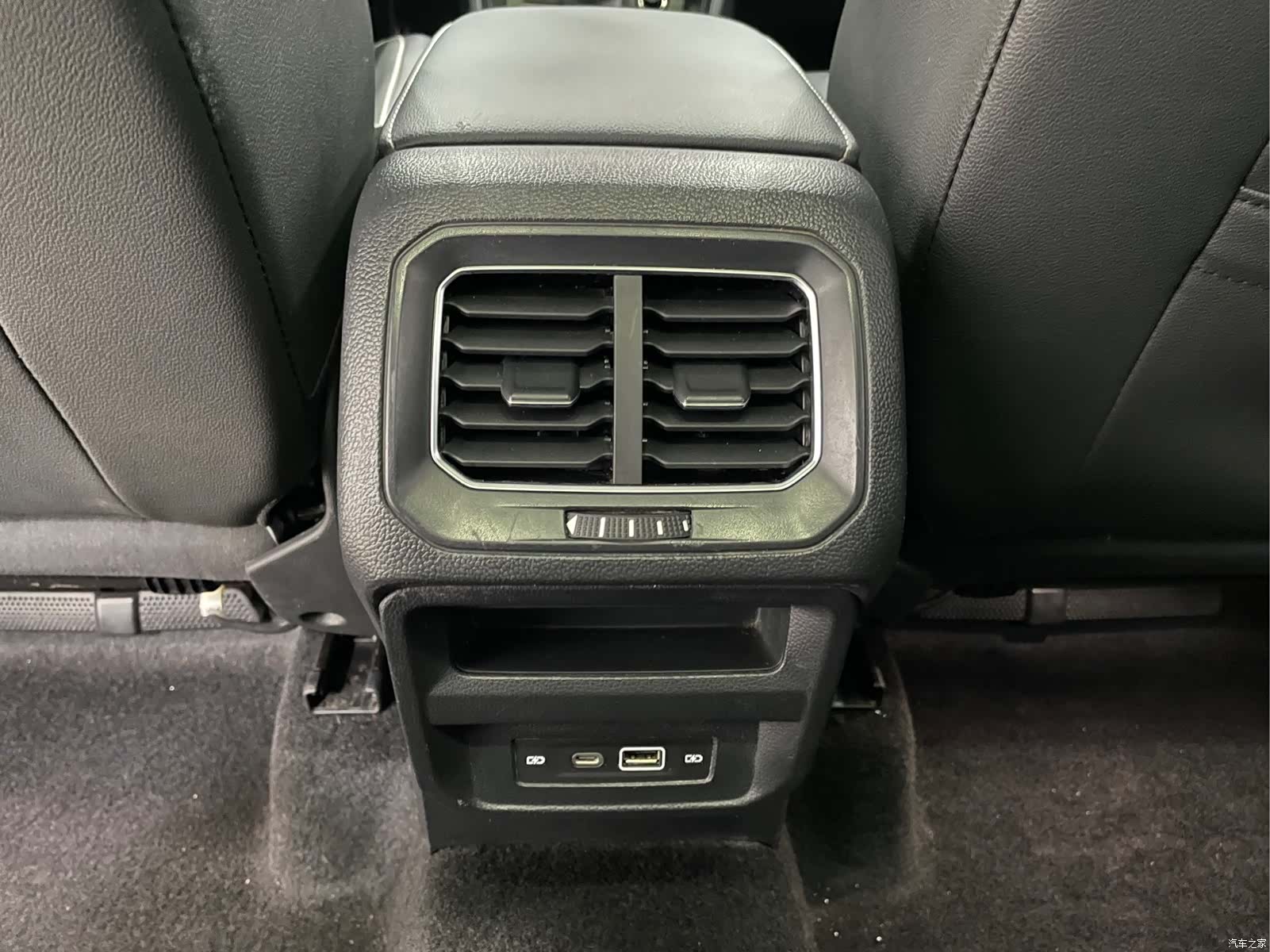 Volkswagen Tiguan L, 2023 13