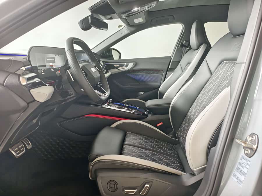 Audi A5L 2025, фото 13