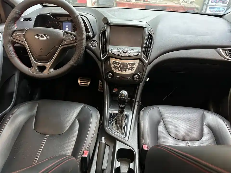 Chery Arrizo 5