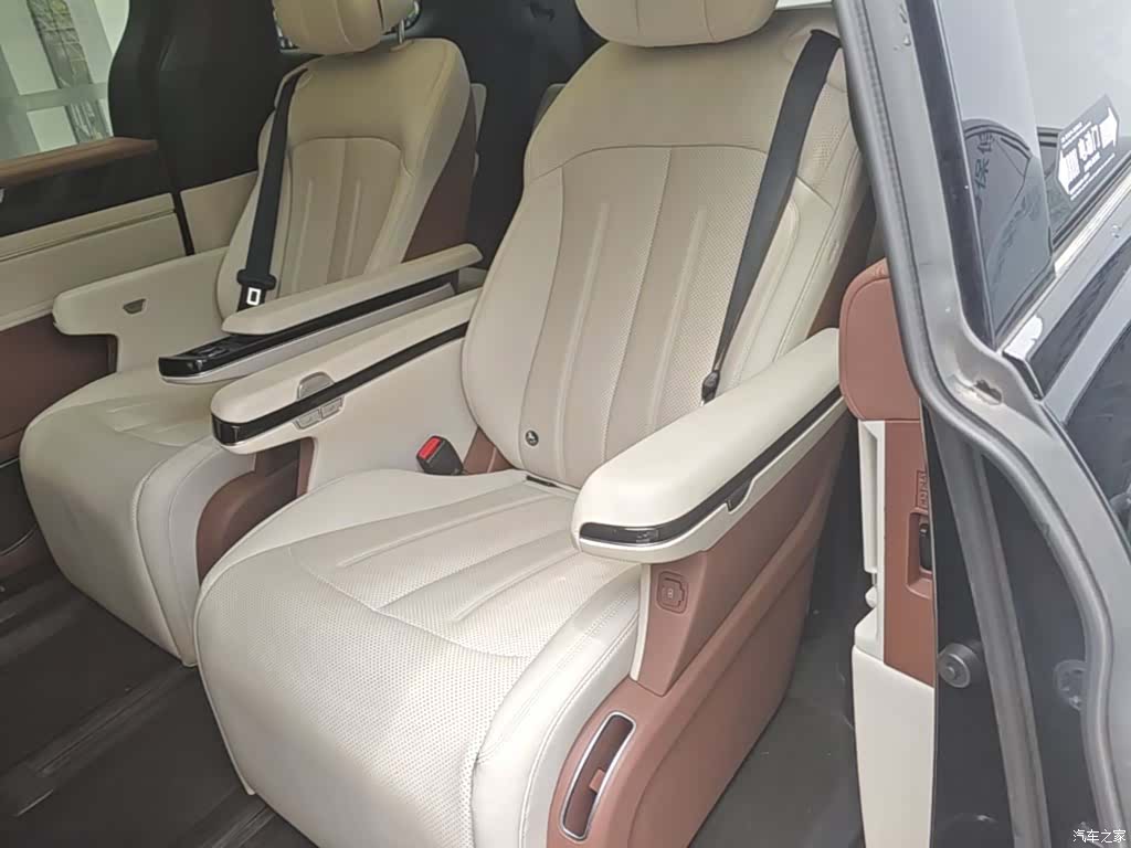 BYD Xia, 2025 17