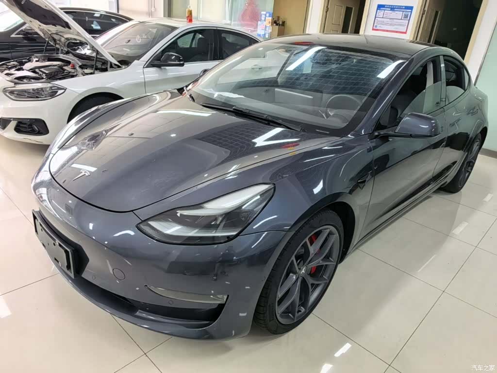 Tesla Model 3, 2022 2