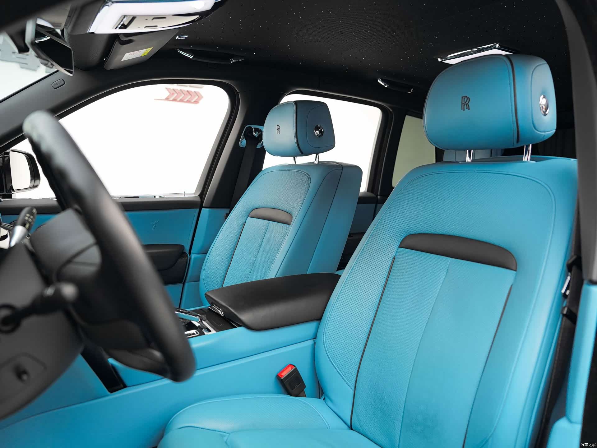 Rolls-Royce Cullinan, 2021 14