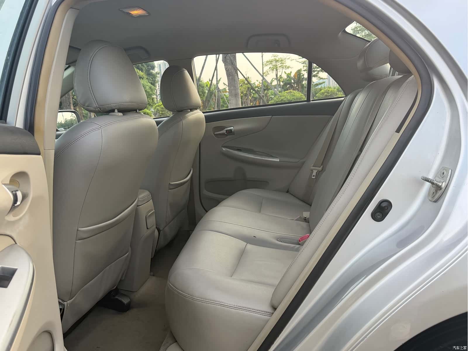 Toyota Corolla, 2012 11