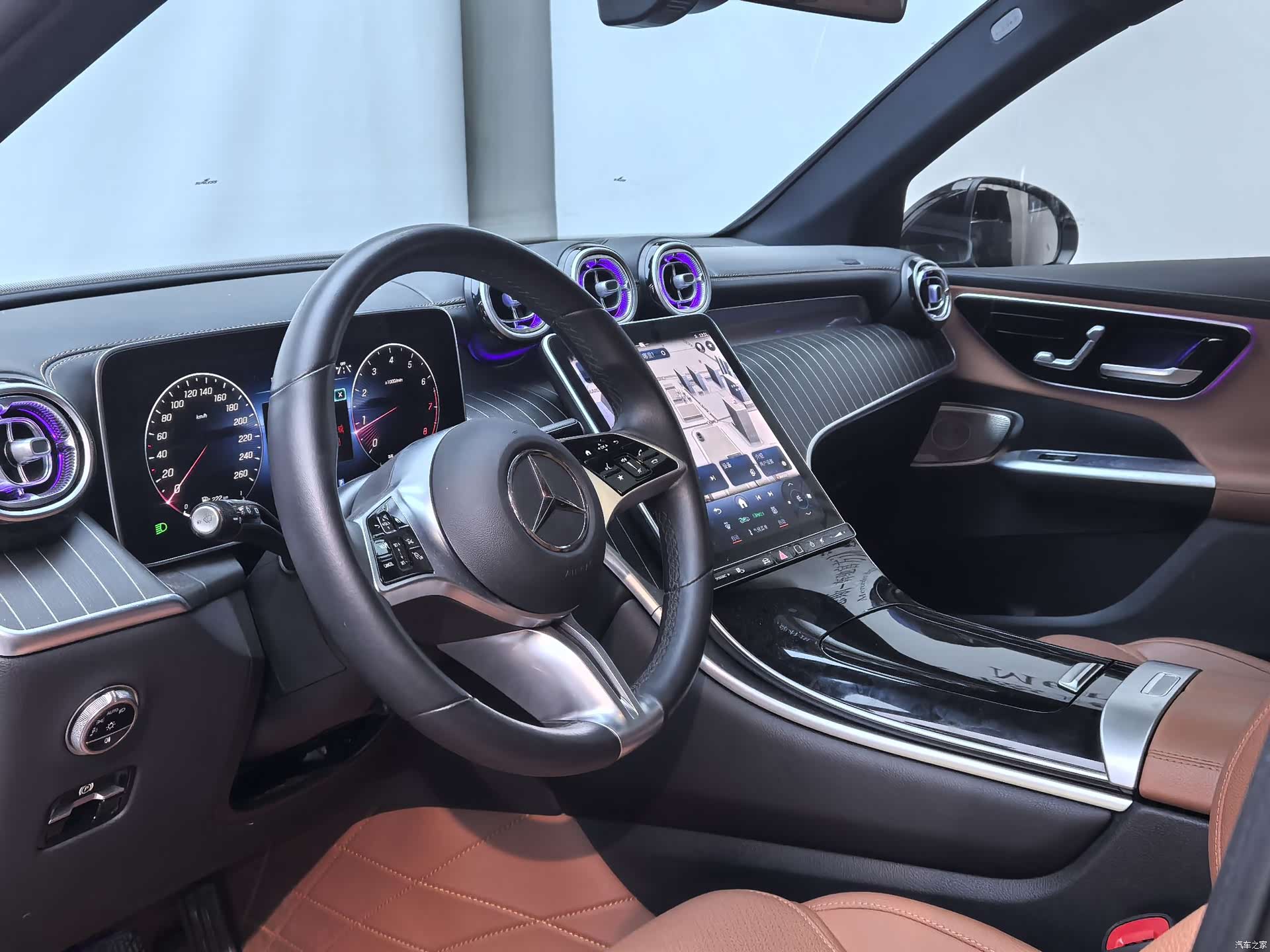 Mercedes-Benz GLC, 2023 11