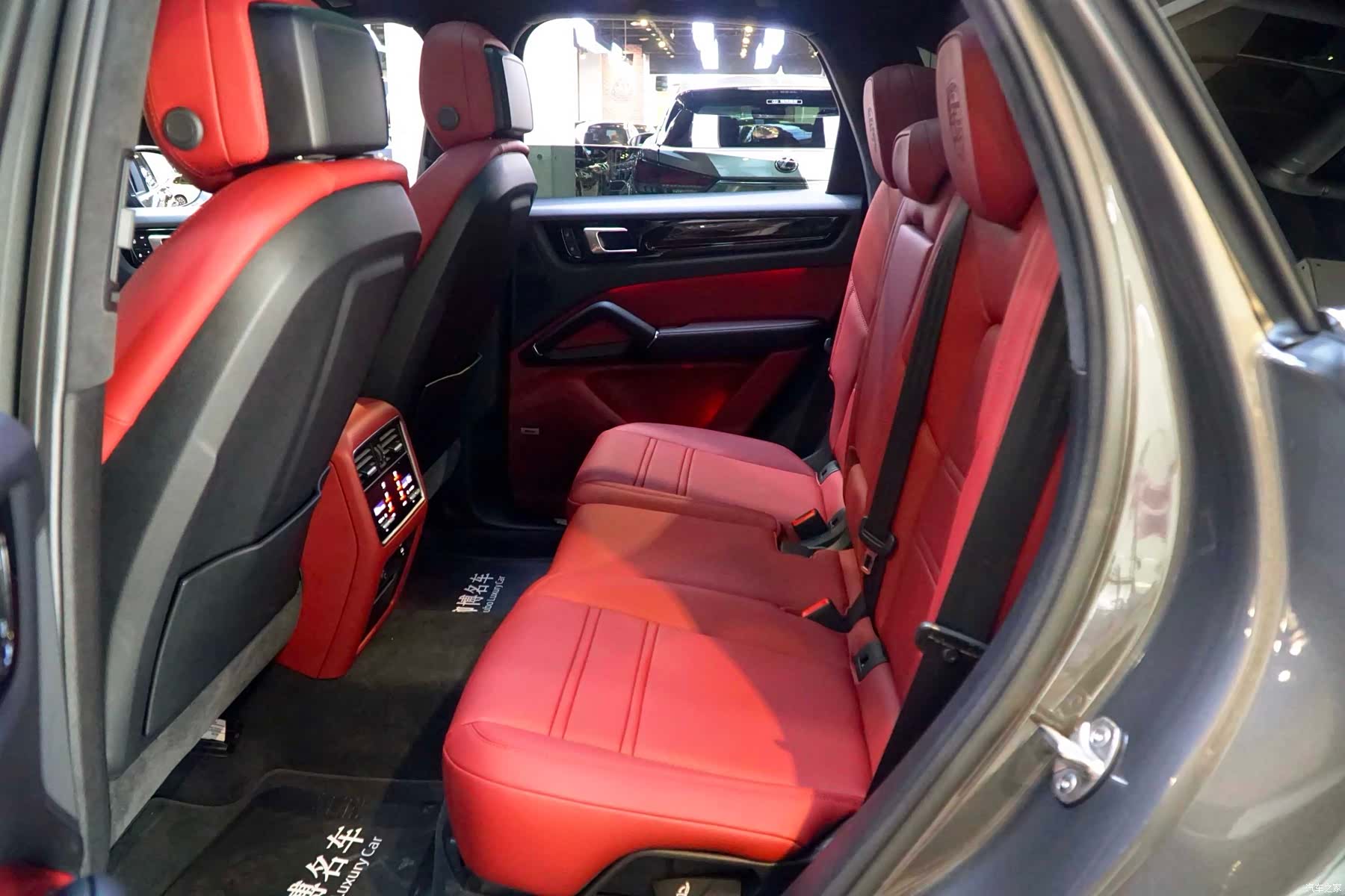 Porsche Cayenne, 2022 6