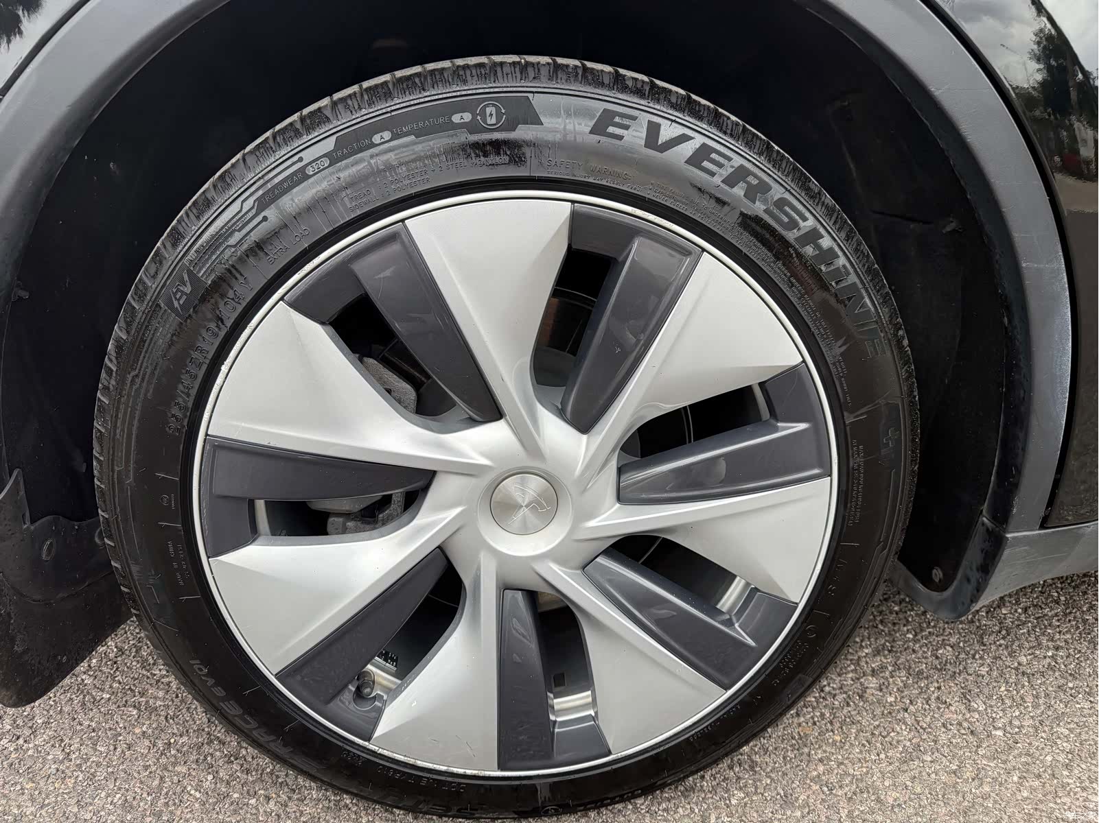 Tesla Model Y, 2021 11