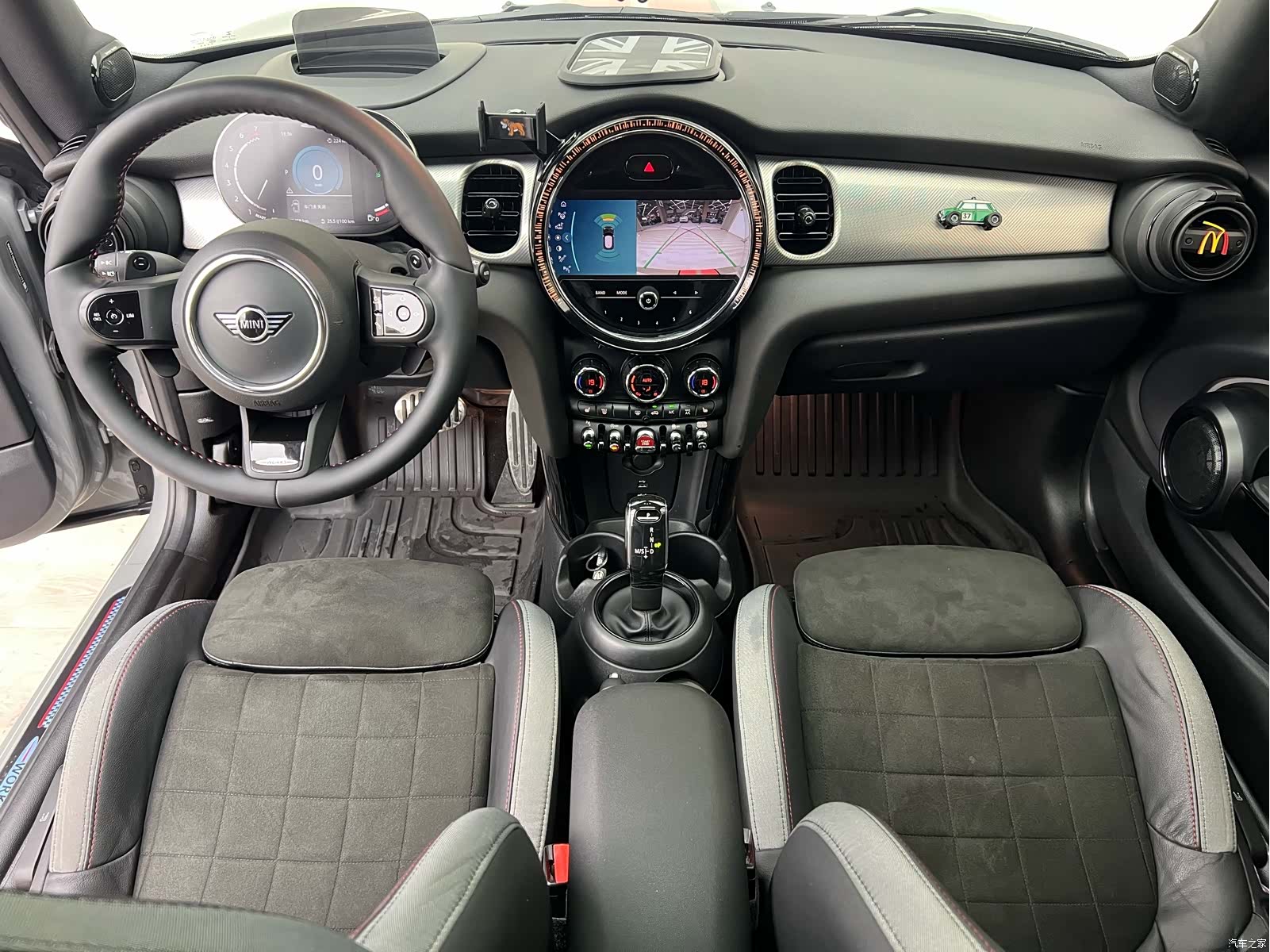 Mini Cooper, 2022 10