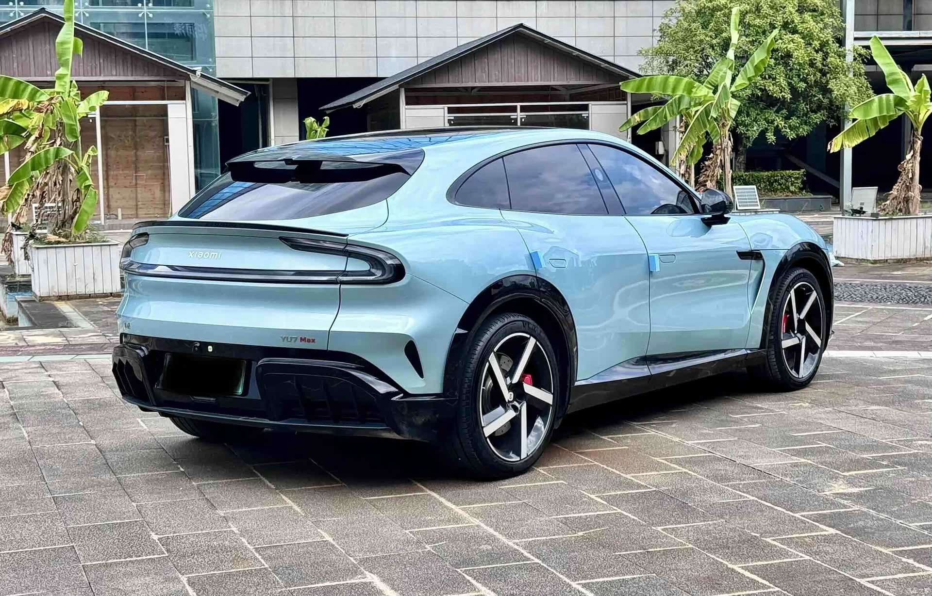Xiaomi YU7, 2025 16