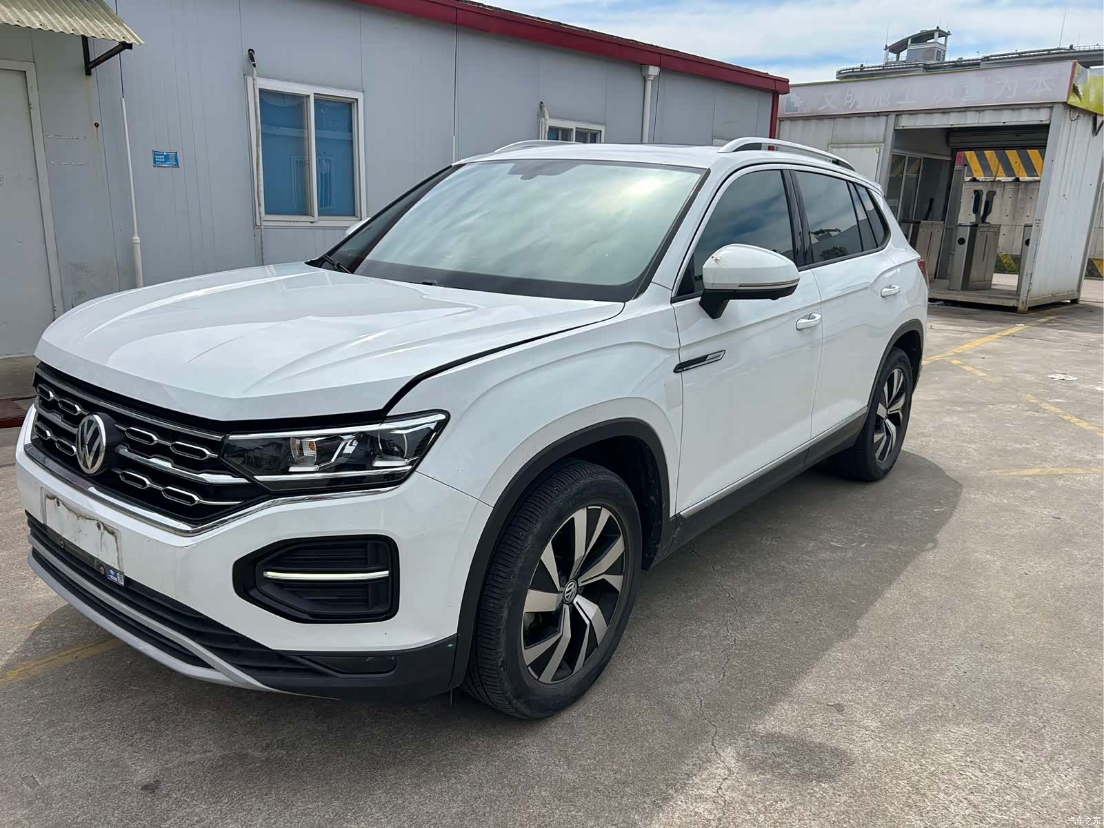 Volkswagen Tayron, 2021 1