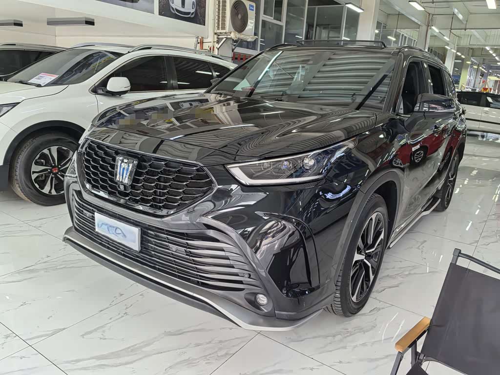 Toyota Crown Kluger