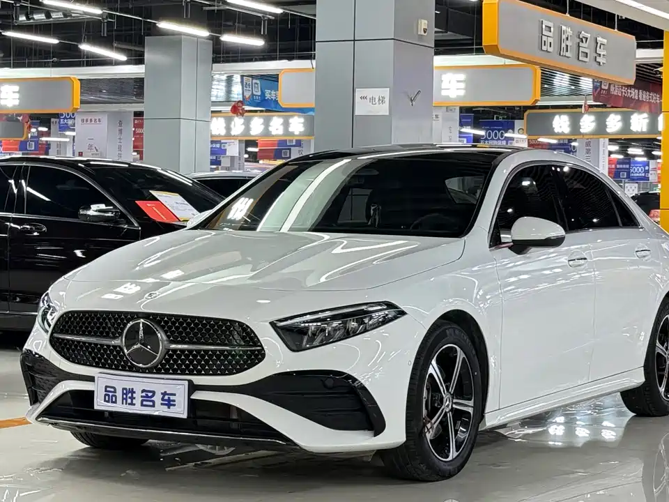 Mercedes-Benz Class A Mercedes-Benz Class A