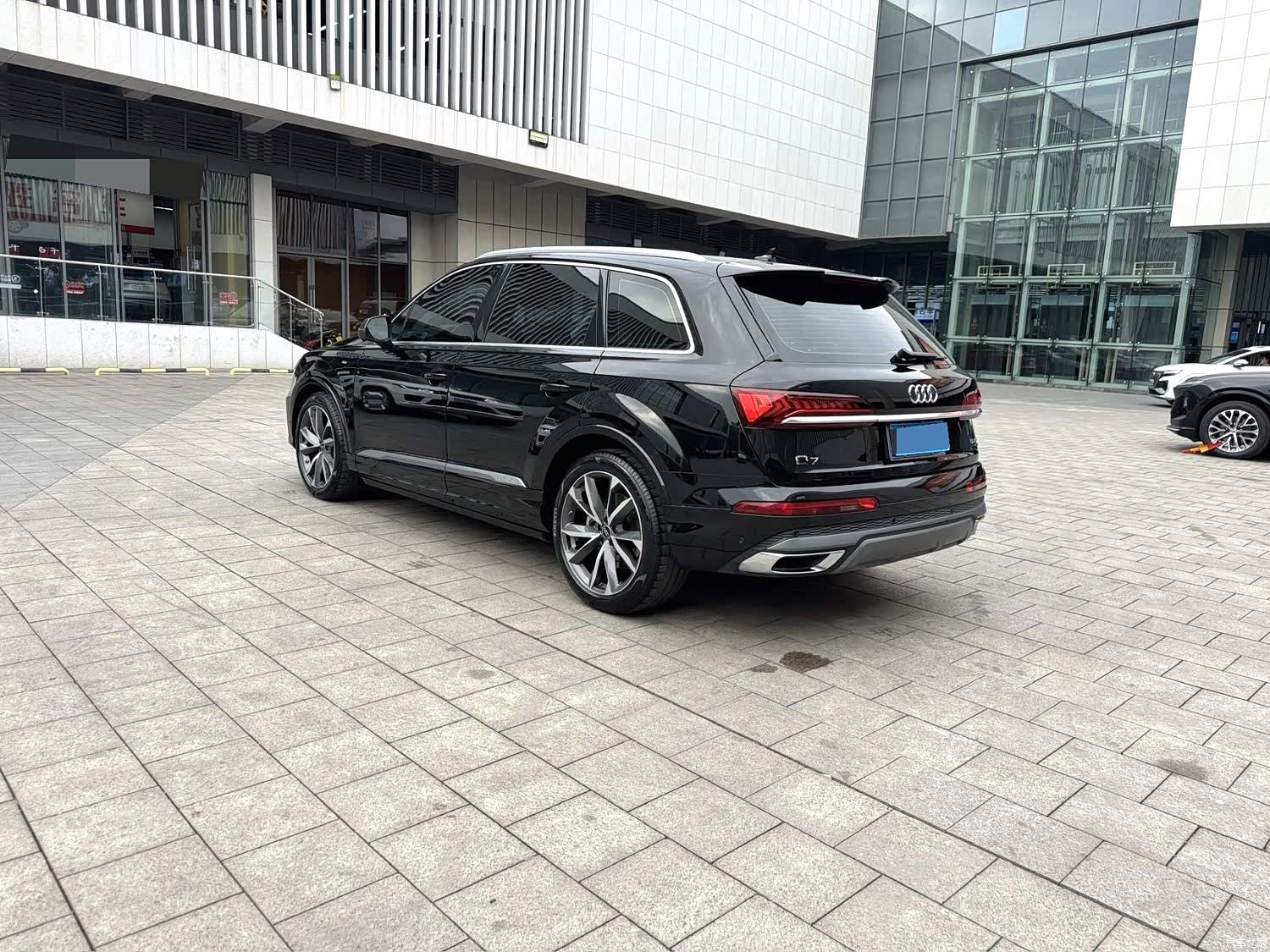 Audi Q7, 2023 9