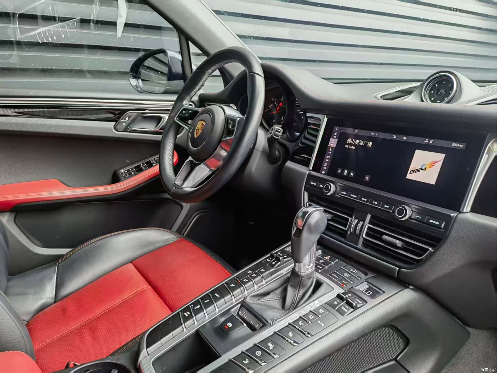 Porsche Macan, 2021 4