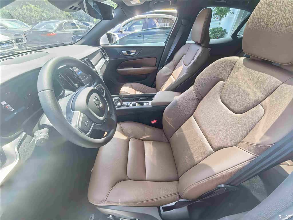 Volvo S60, 2026 12