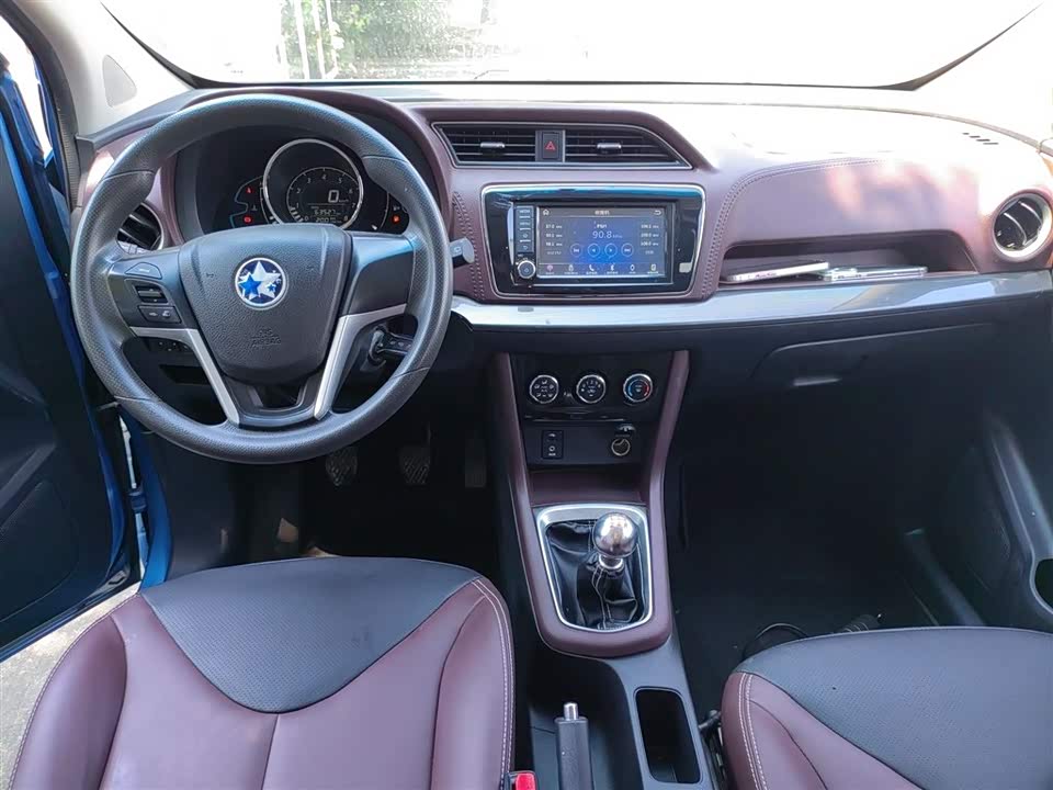 Venucia M50V Venucia M50V