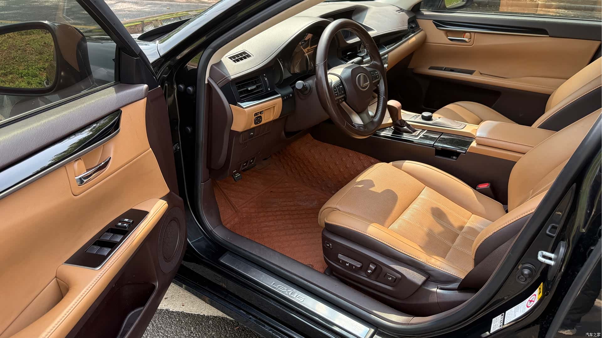 Lexus ES, 2018 10