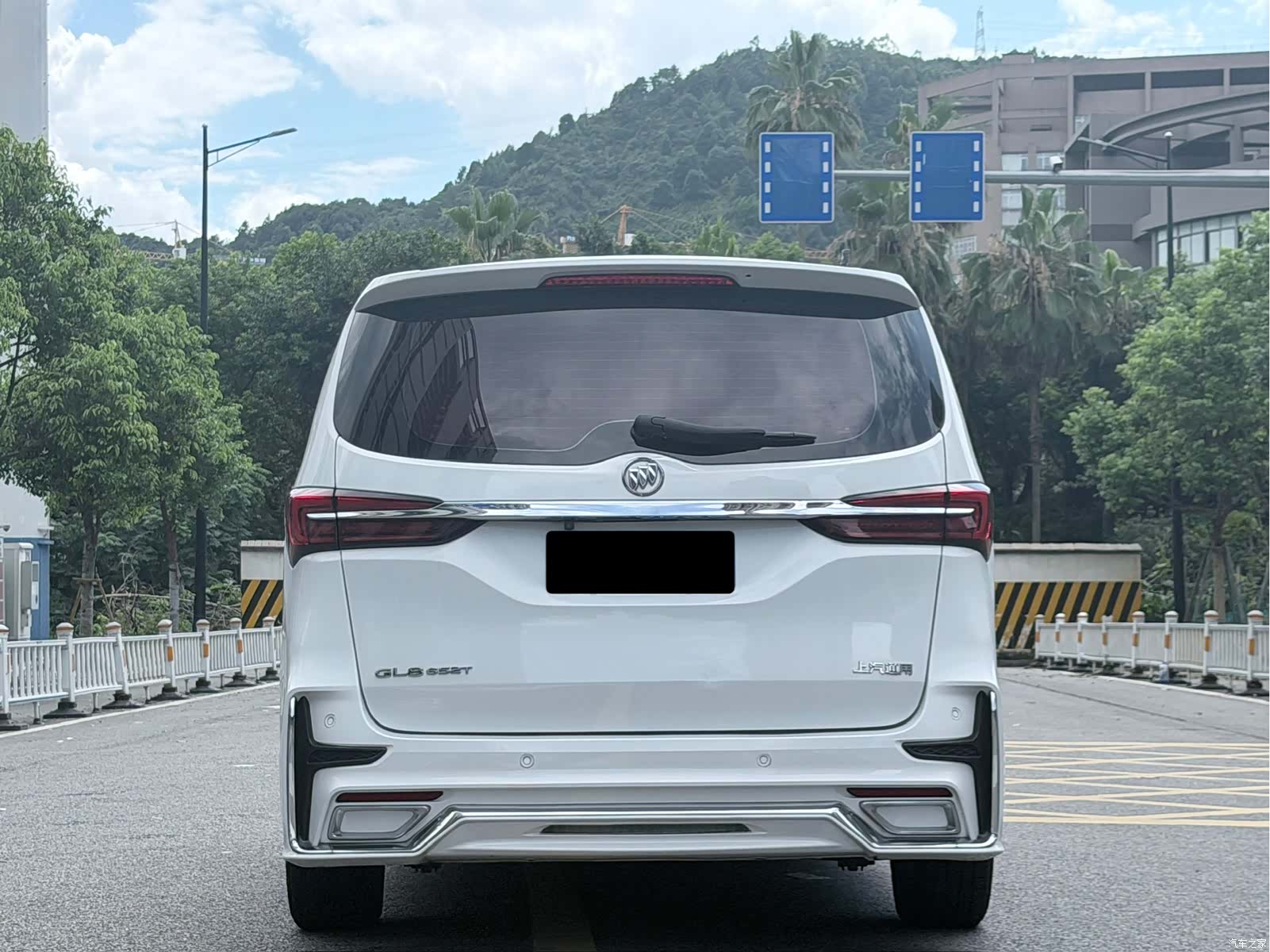 Buick GL8, 2020 16
