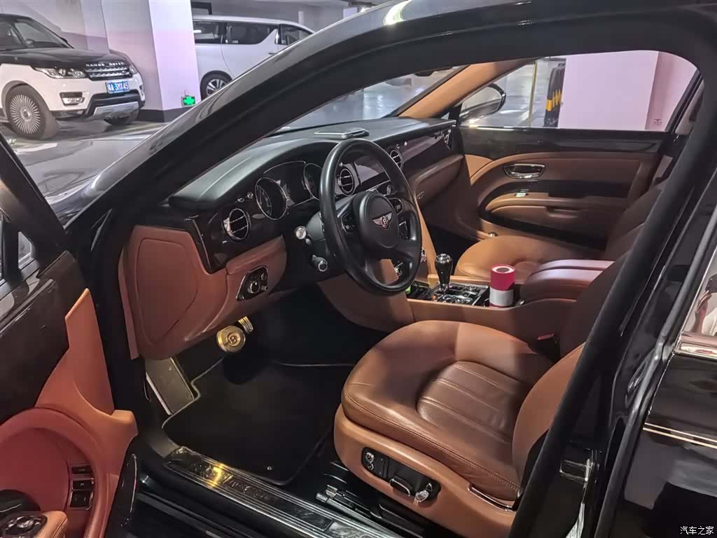 Bentley Mulsanne, 2016 все фото