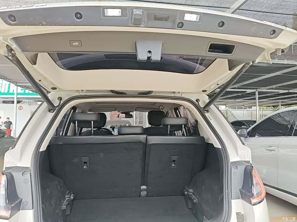 Wuling 460, 2023 19