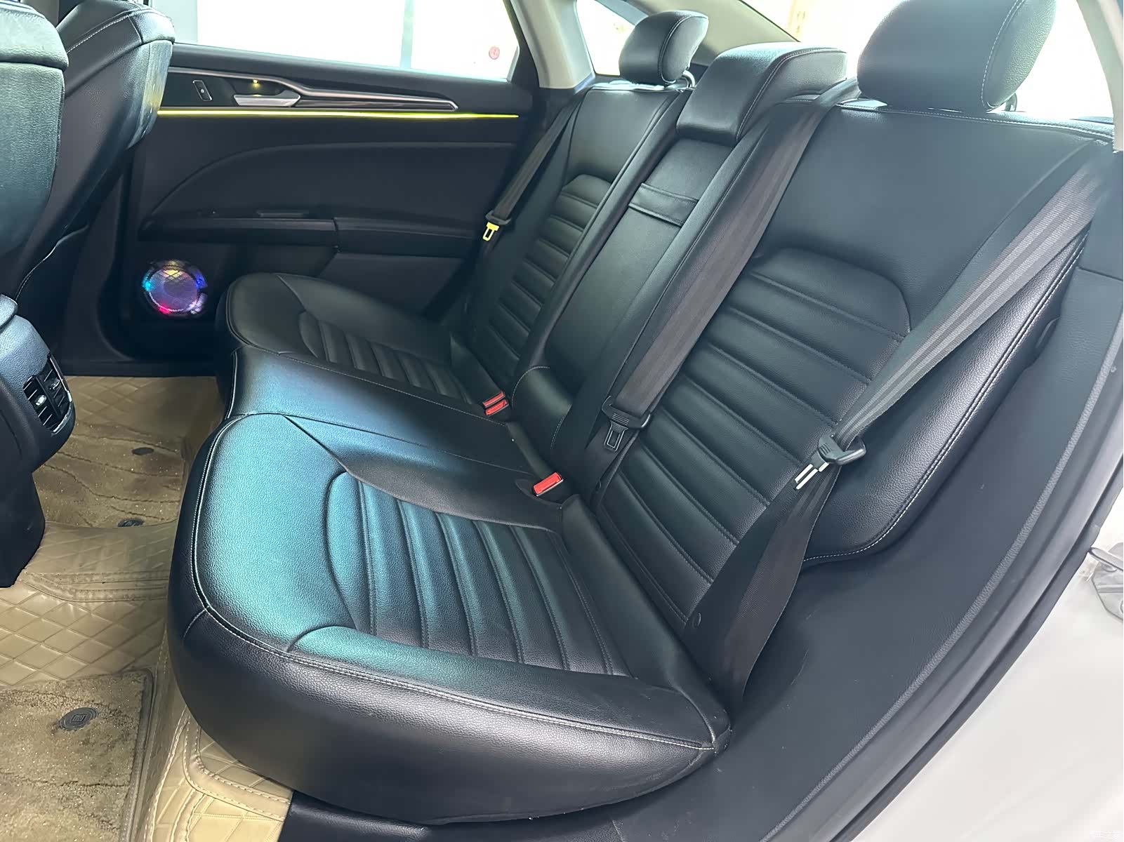 Ford Mondeo, 2019 19