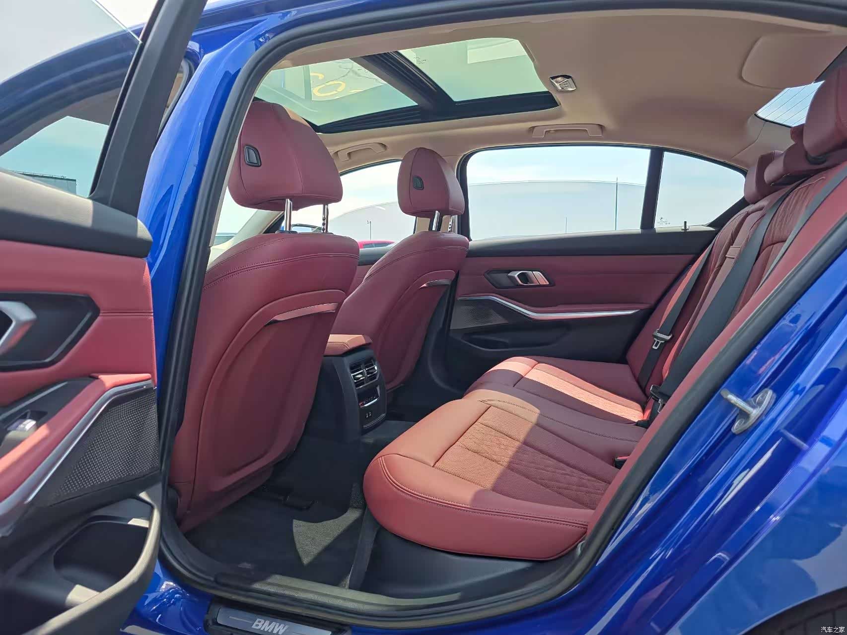 BMW i3, 2023 4