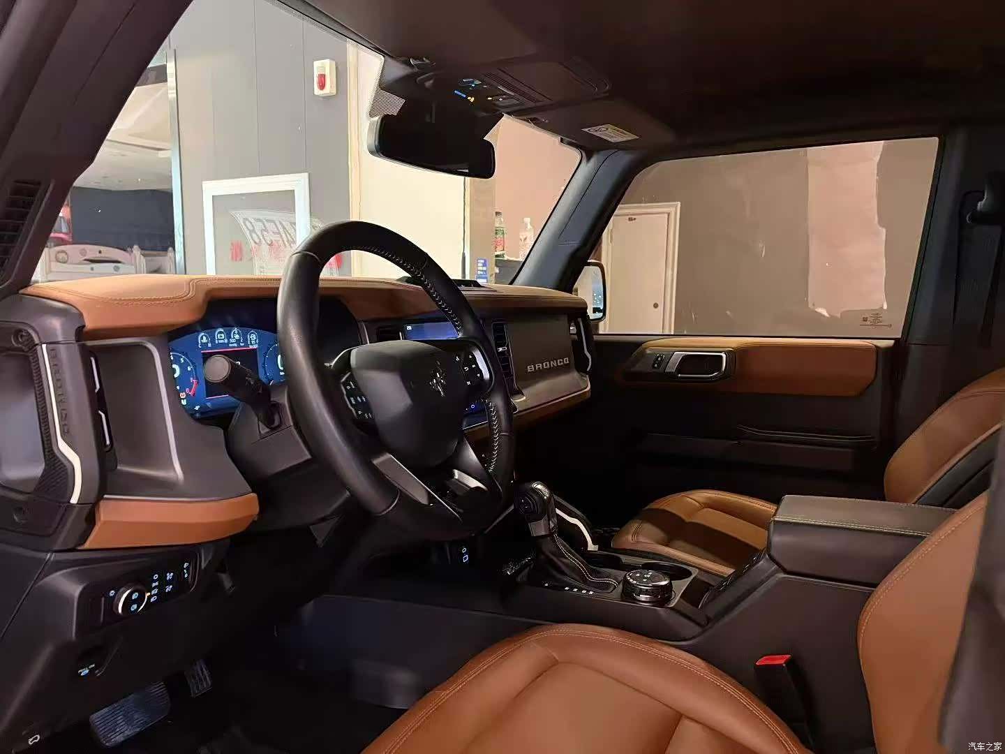Ford Bronco, 2024 4
