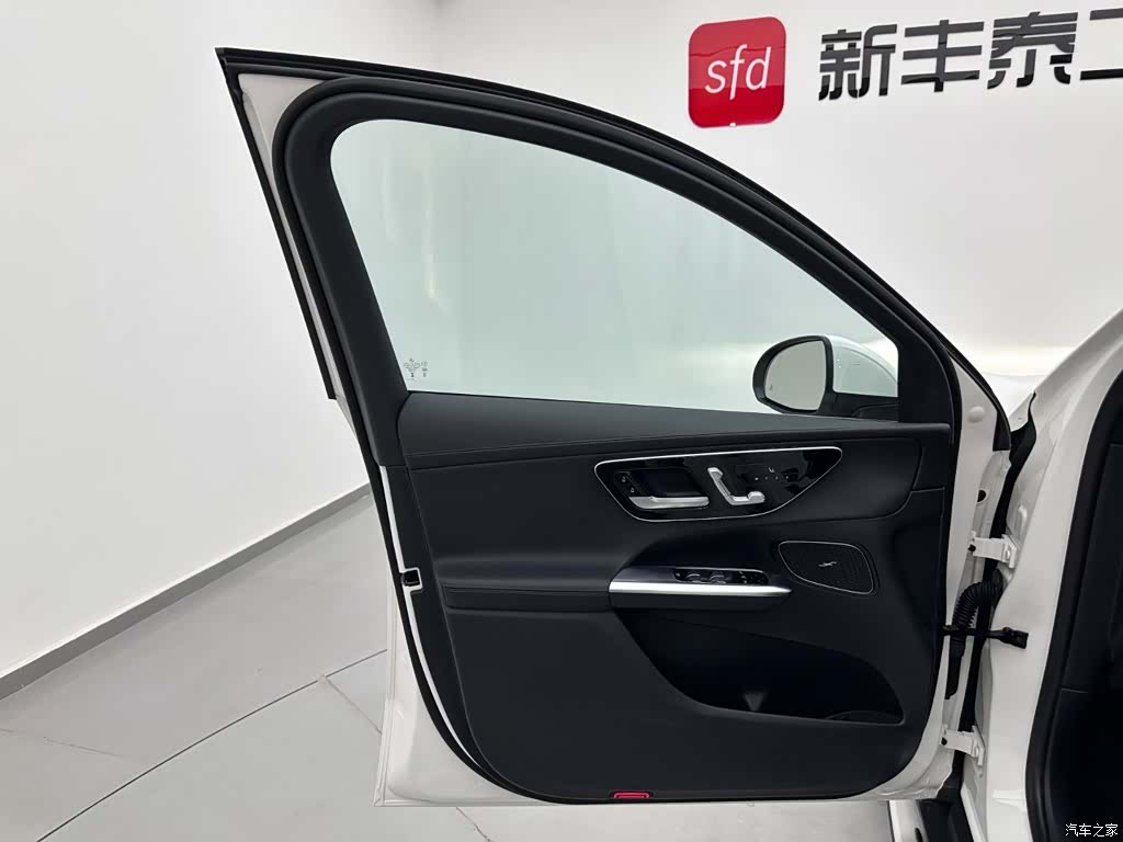 Mercedes-Benz GLC, 2023 8