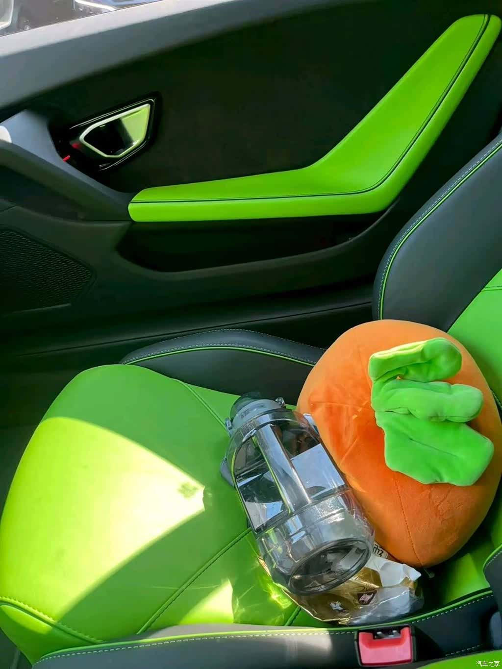 Lamborghini Huracán, 2023 9