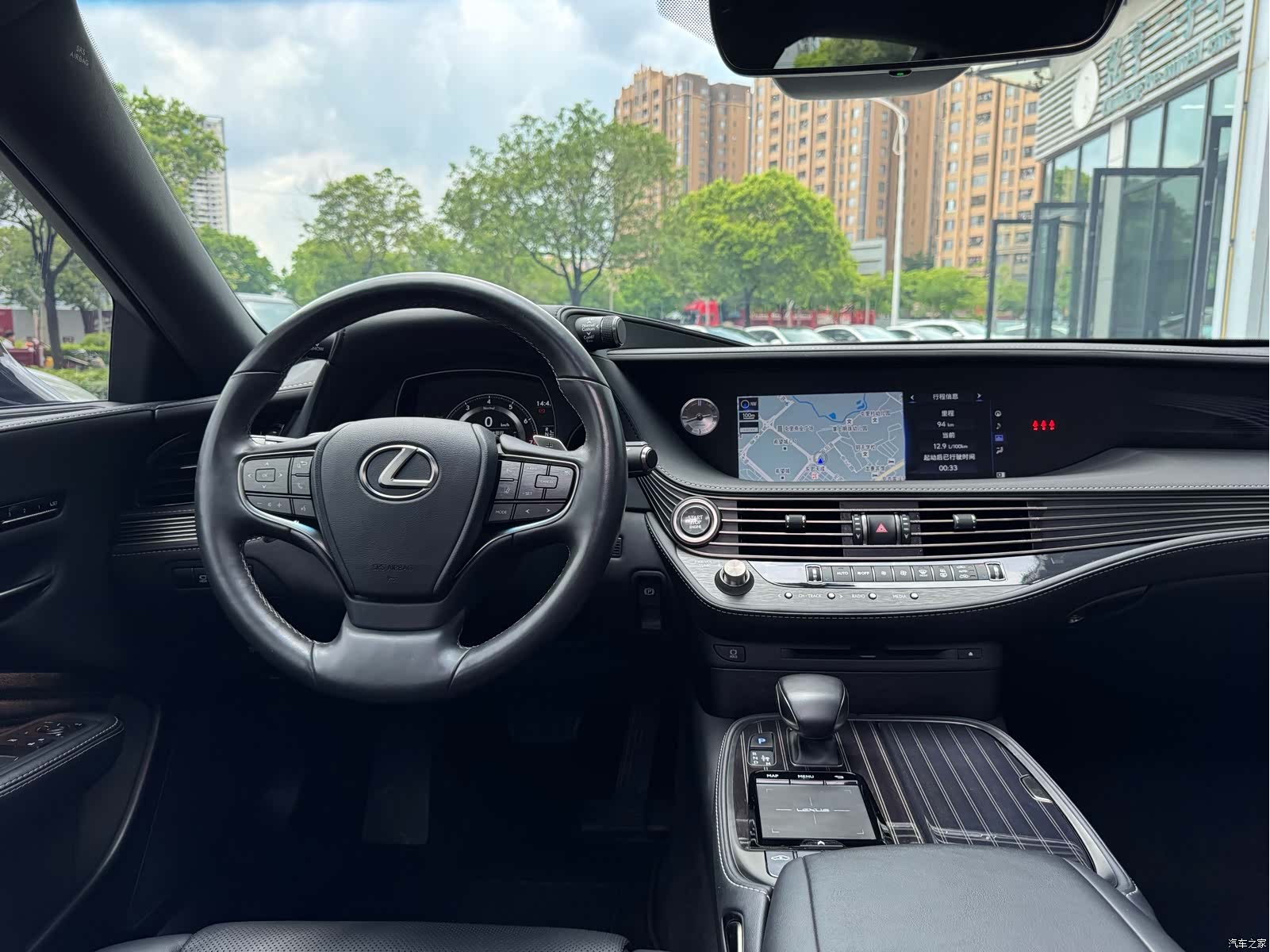 Lexus LS, 2019 12