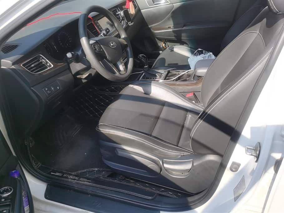 Hyundai Name picture