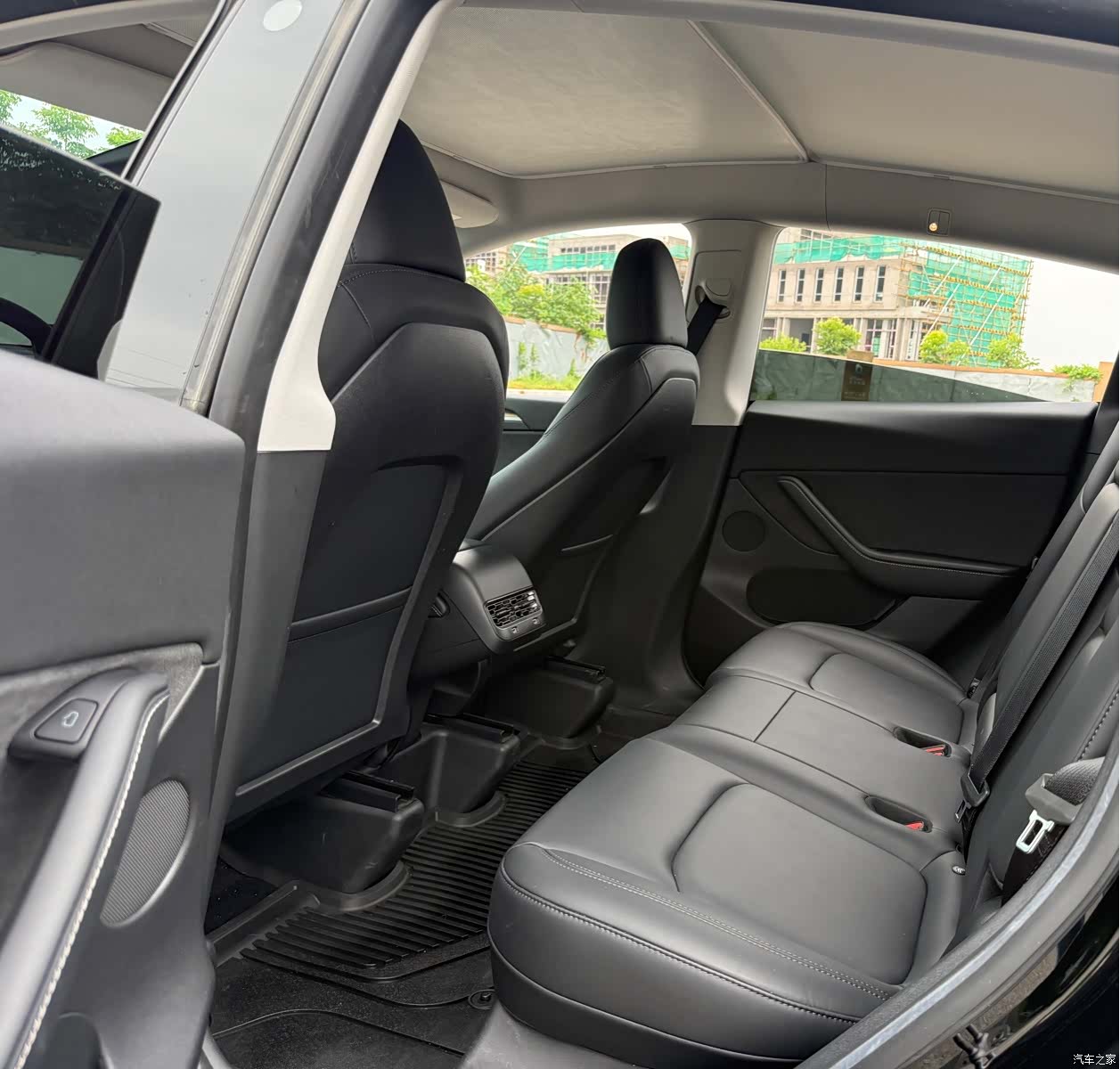Tesla Model Y, 2022 8