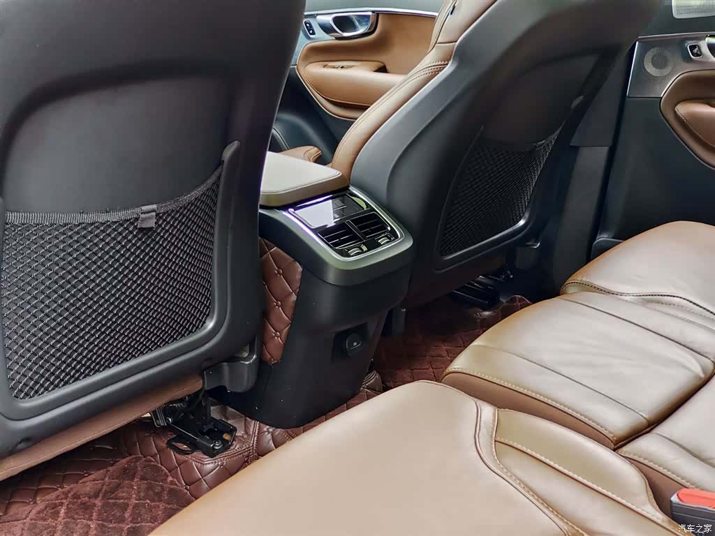 Volvo XC90, 2022 9