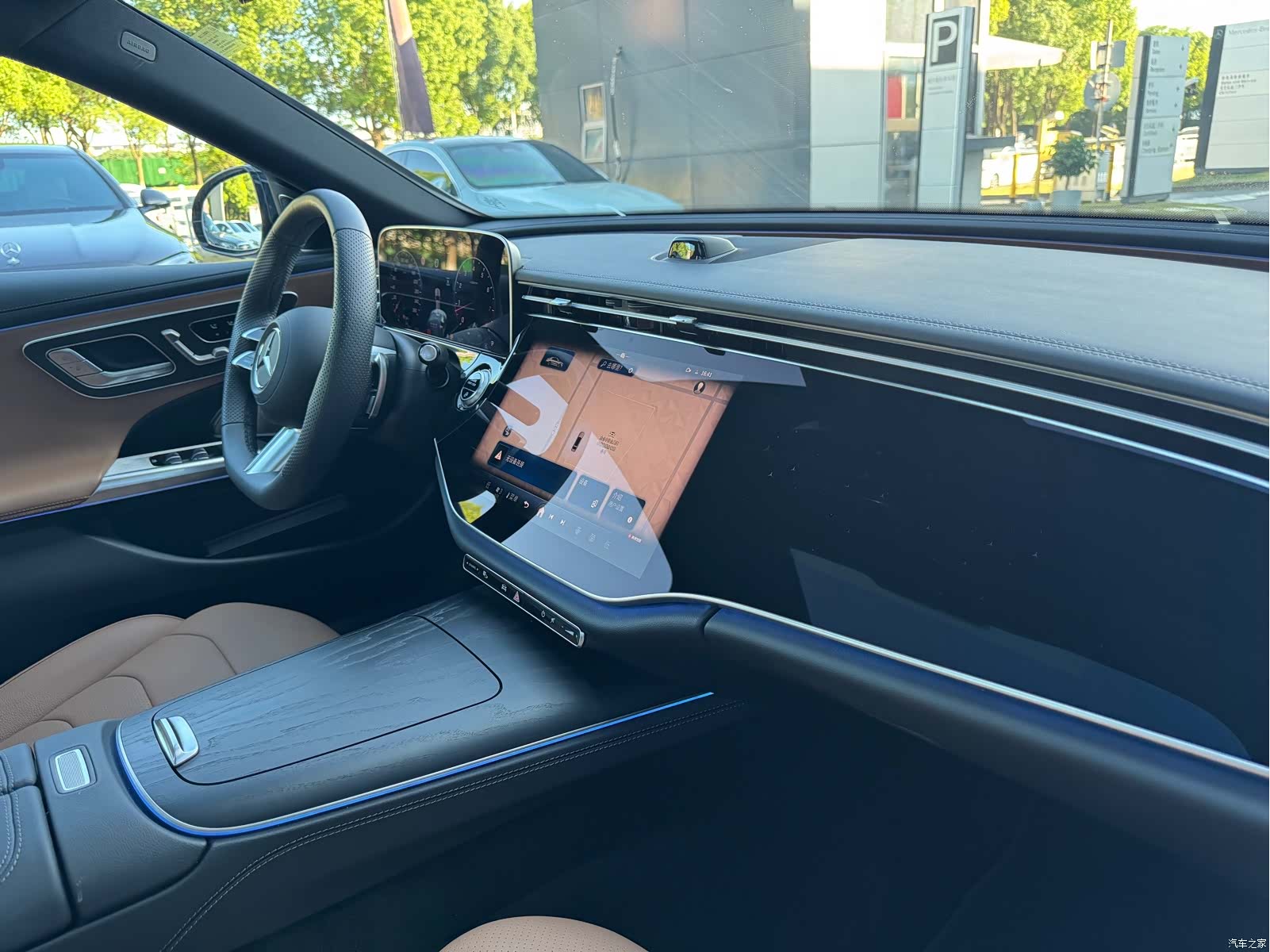 Mercedes-Benz E-Class, 2026 13