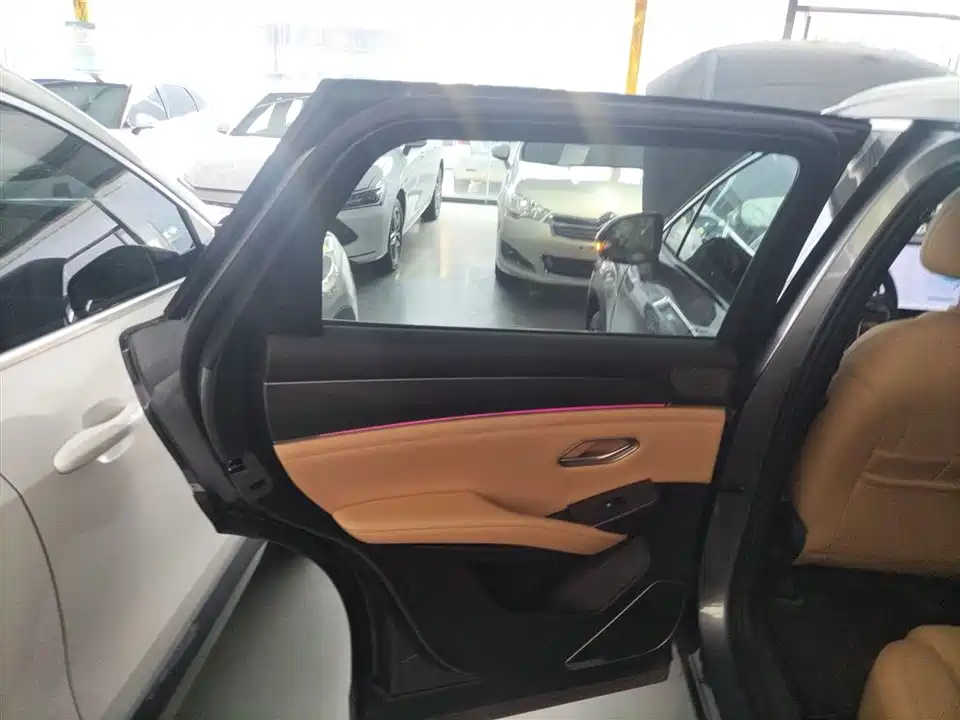 BYD Song L DM-i