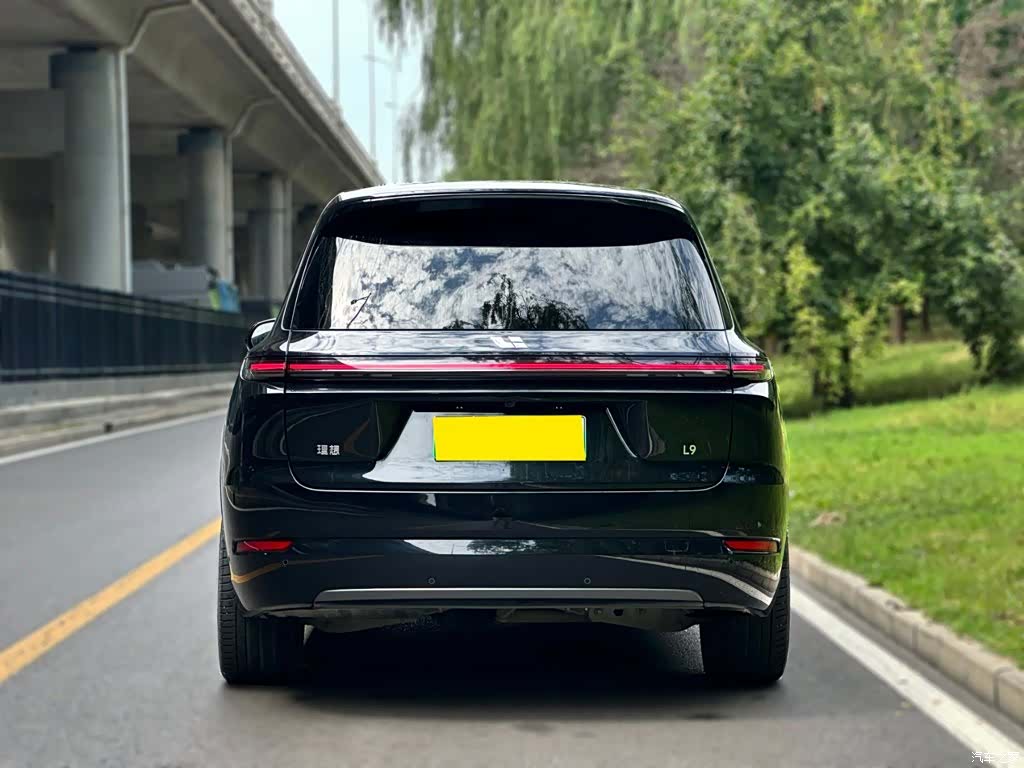 Li Auto L9, 2024 4