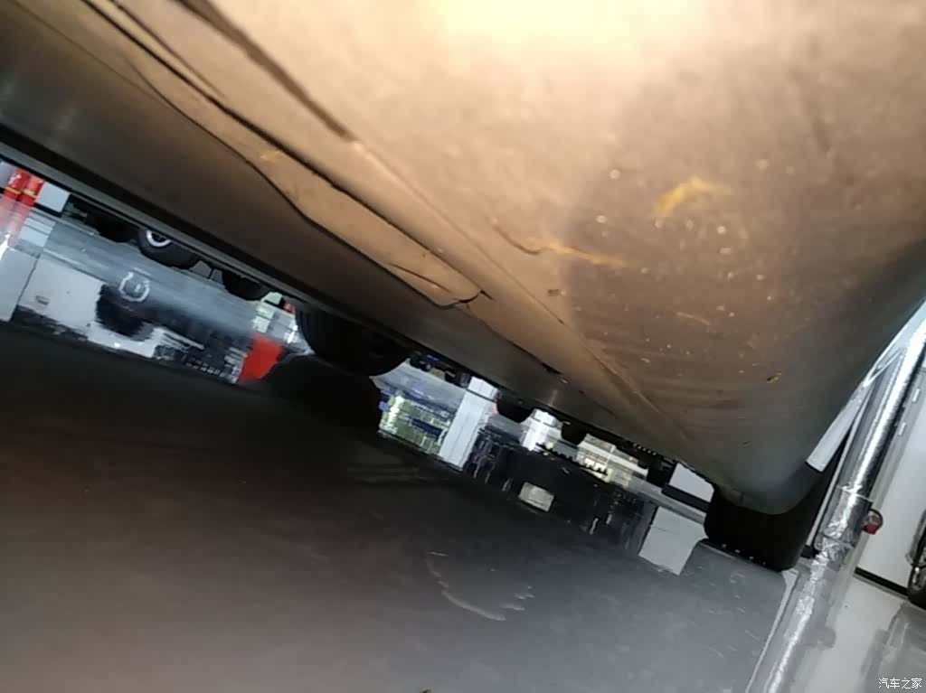 Tesla Model Y, 2024 22
