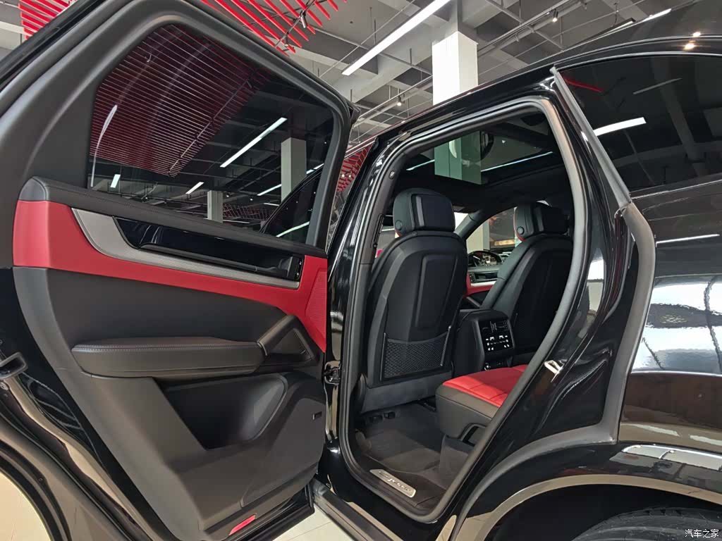 Porsche Cayenne, 2024 17