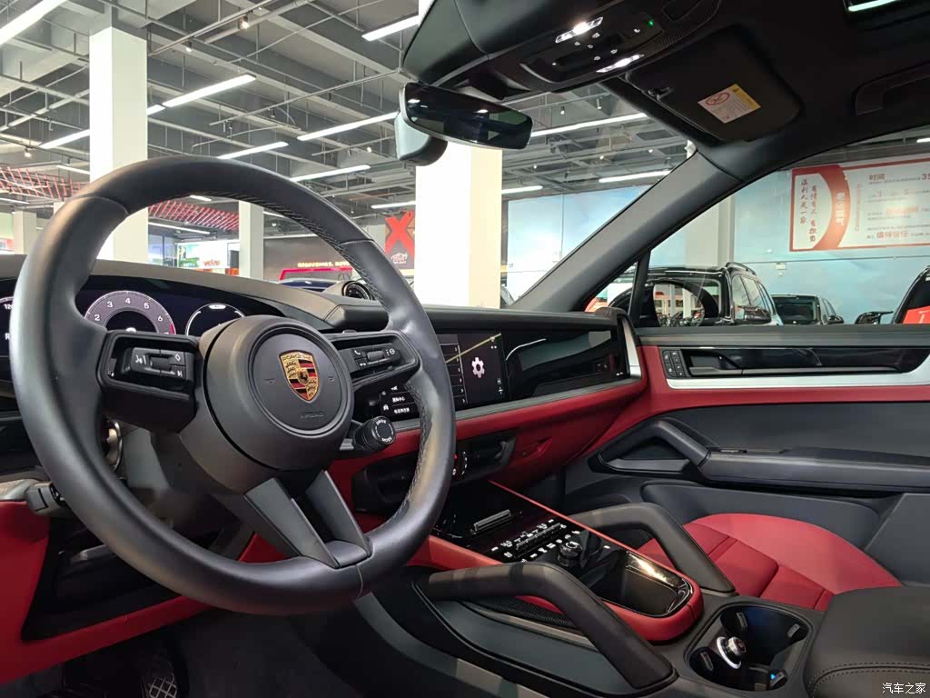 Porsche Cayenne, 2024 13