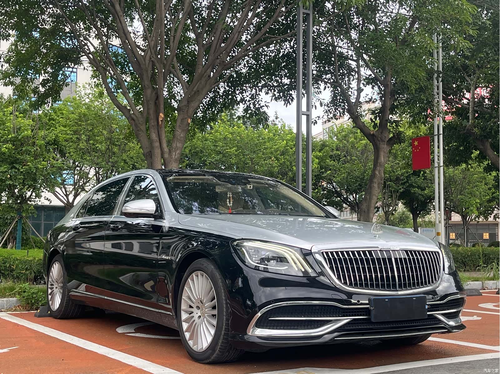Maybach S-Class, 2019 3