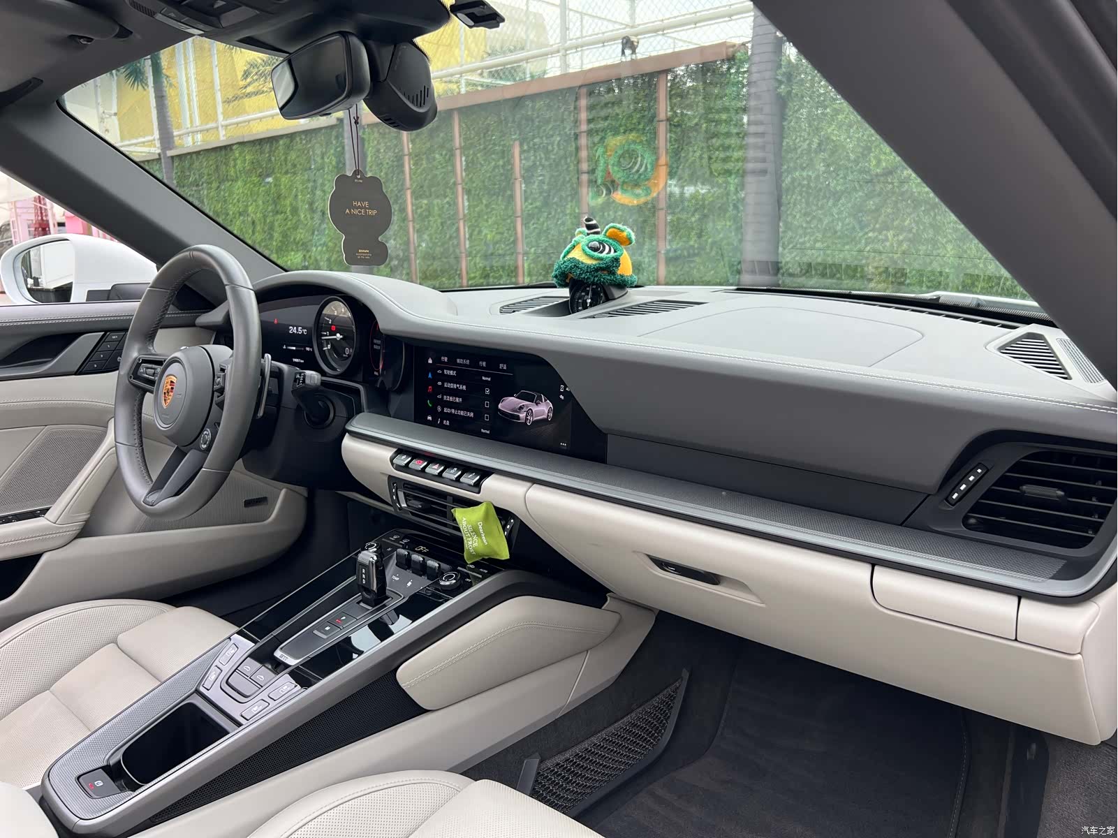 Porsche 911, 2023 11