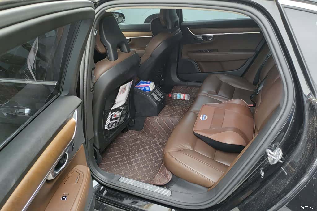 Volvo S90, 2018 11