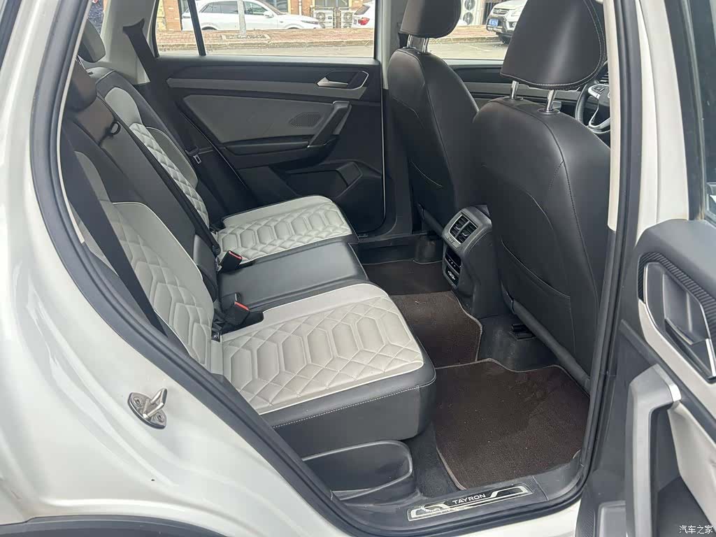 Volkswagen Tayron, 2023 12