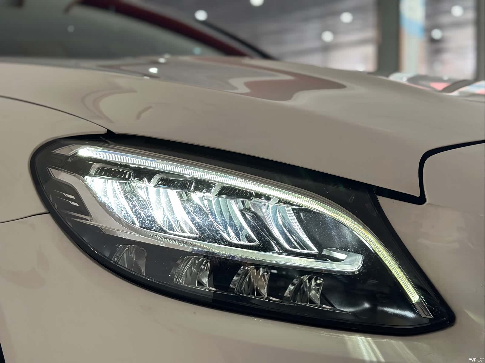 Mercedes-Benz C-Class, 2020 4