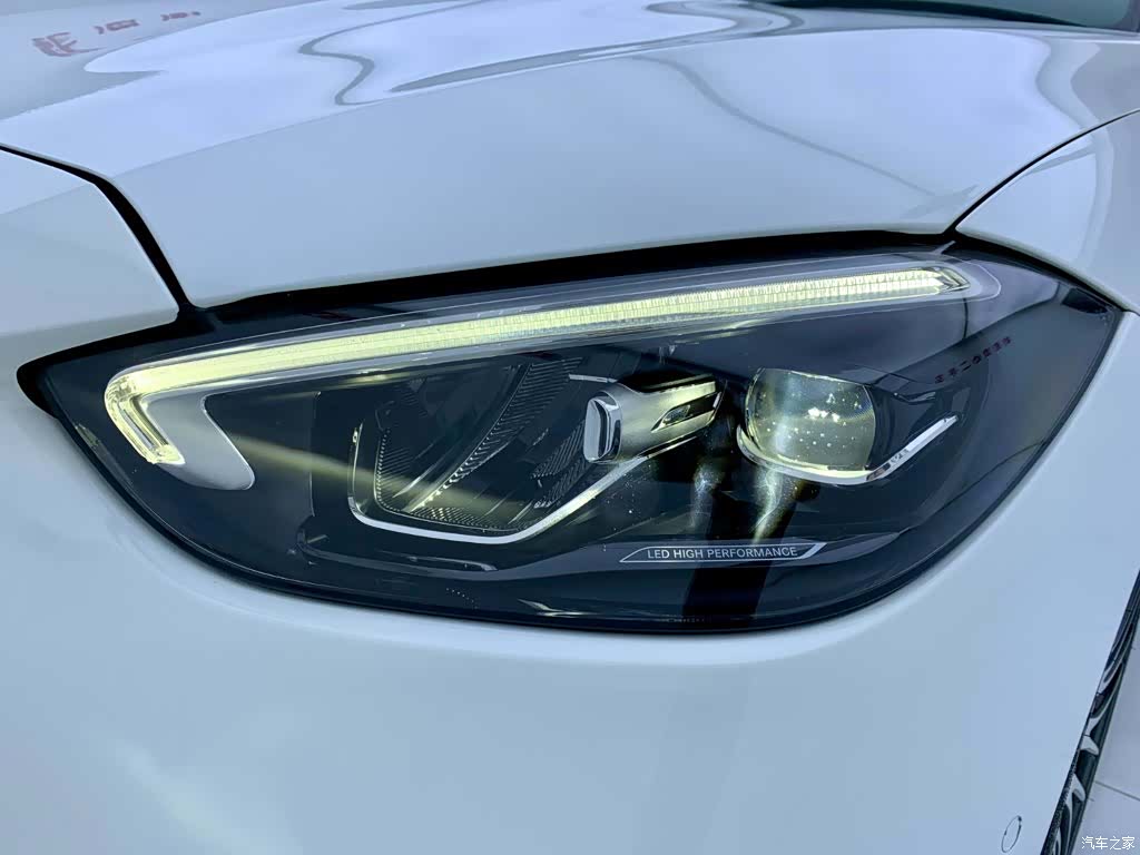Mercedes-Benz C-Class, 2023 8