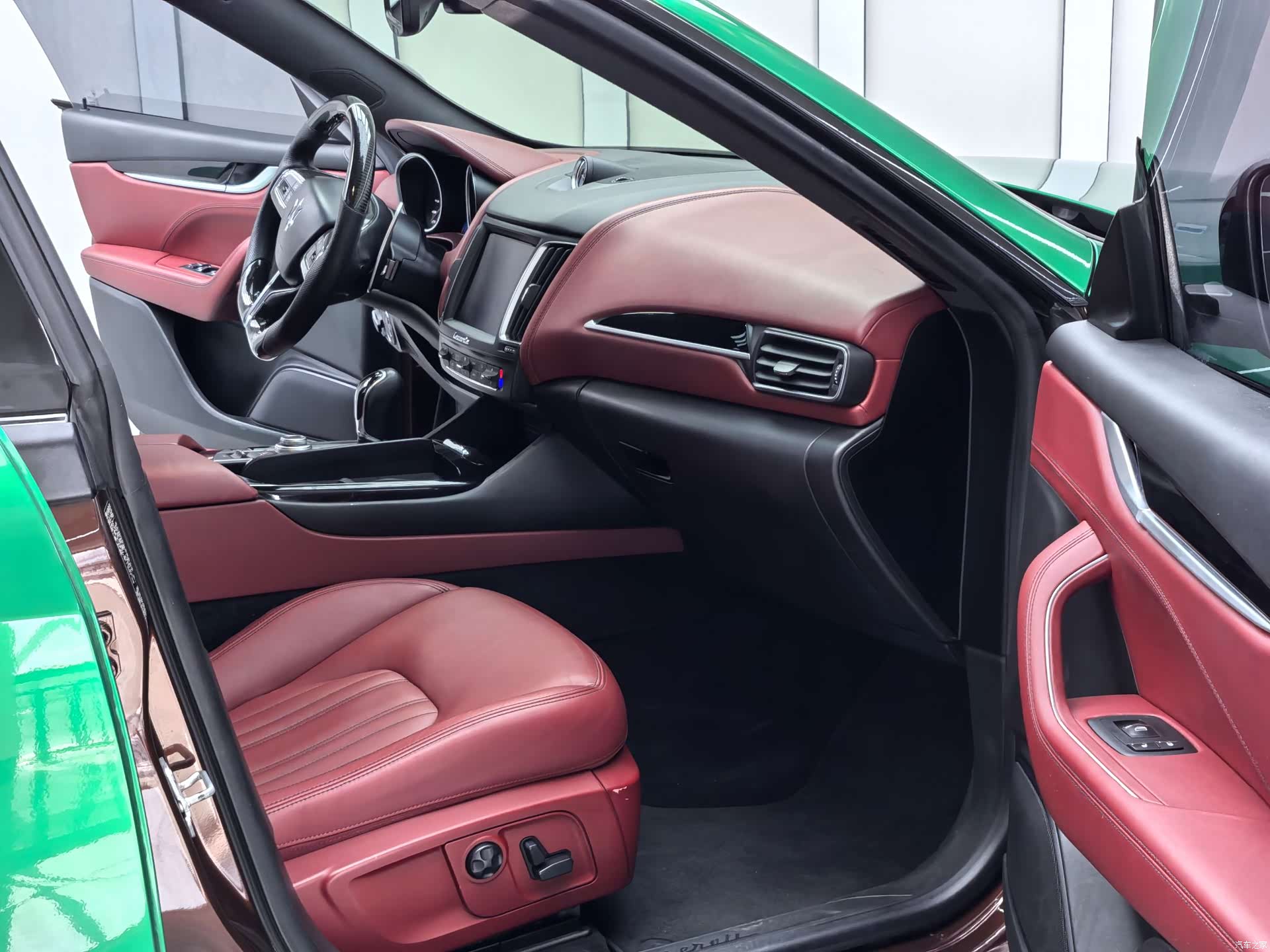 Maserati Levante, 2016 12