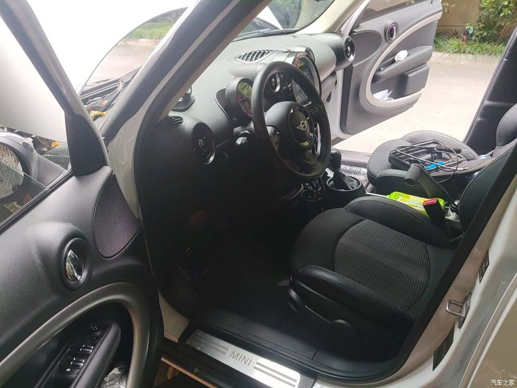 Mini Countryman, 2015 12