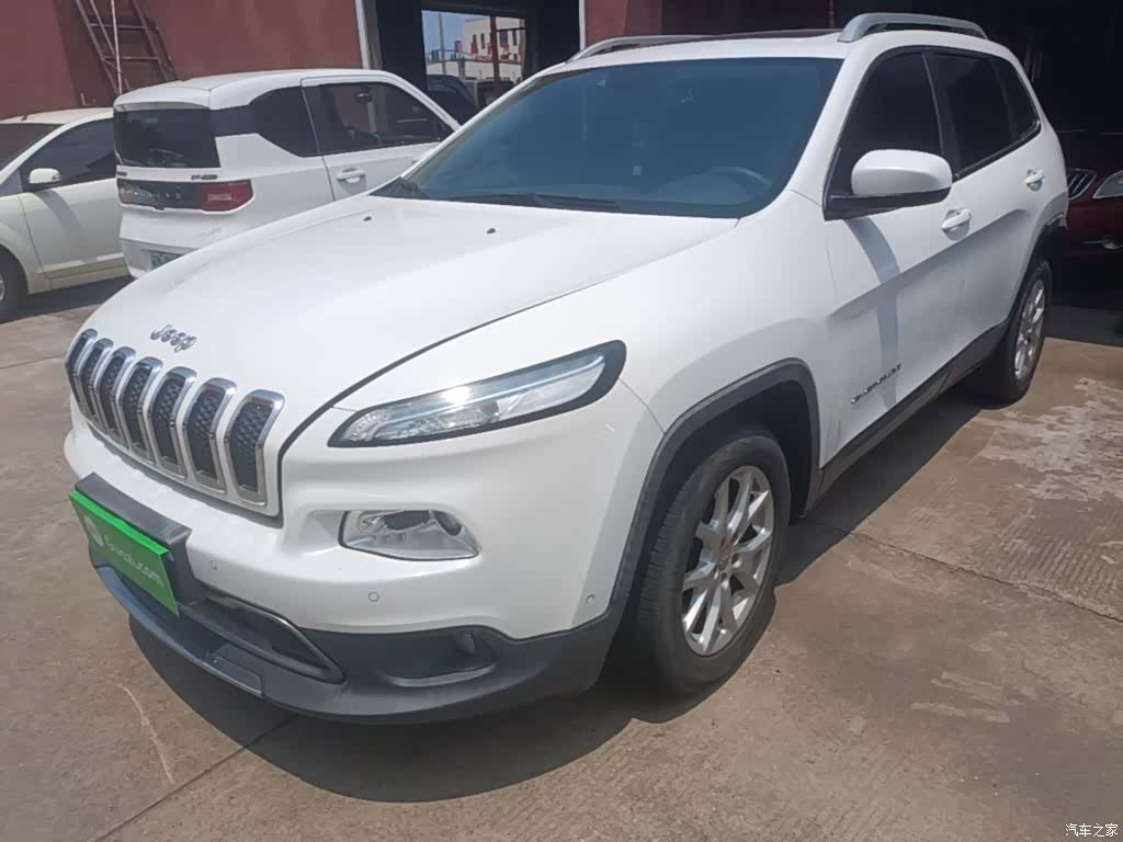 Jeep Cherokee, 2016 24