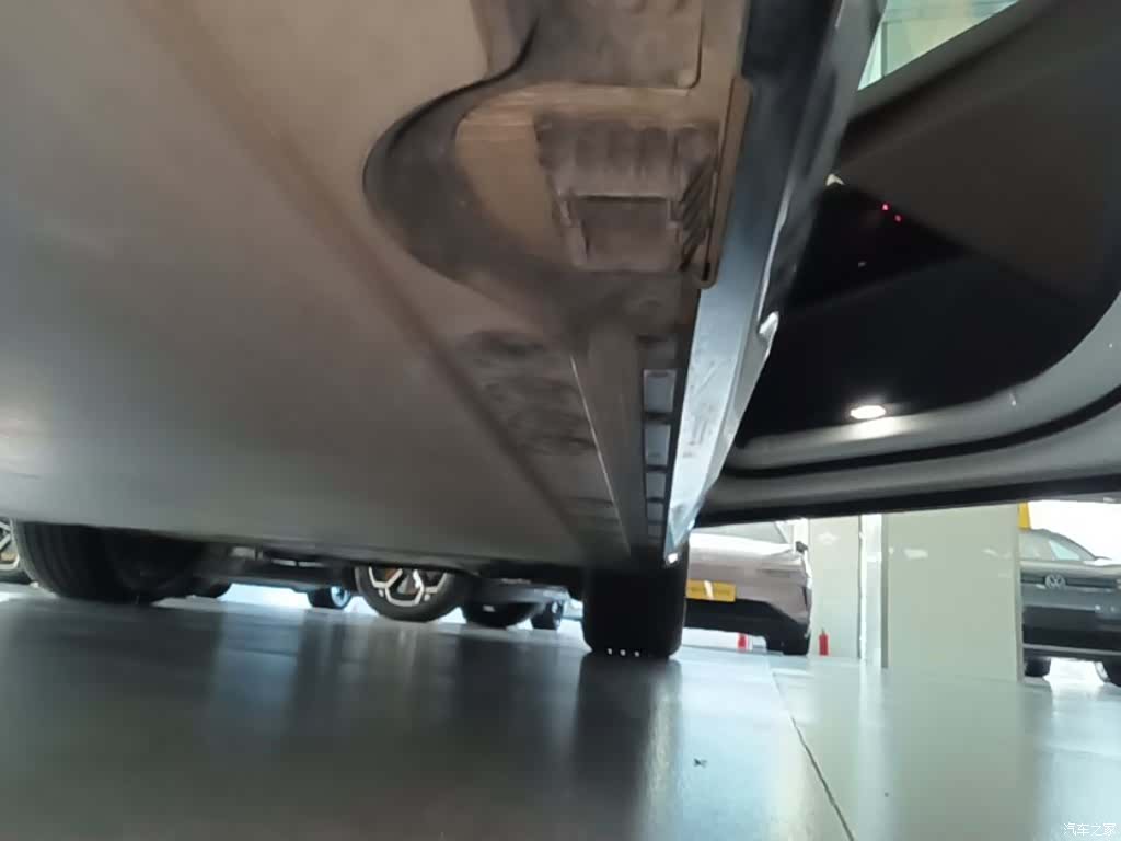 BMW iX, 2022 21